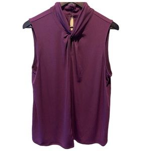 Nw/oT’s XXL Burgundy sleeveless blouse